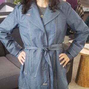 Women's Isaac Mizrahi Denim Look Water Resistant Blue Trench Coat